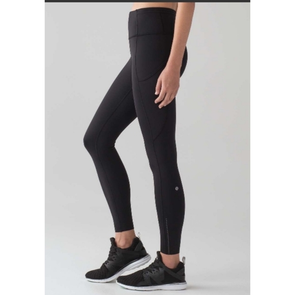 lululemon athletica Pants - Lululemon Fast and Free Tight II 25" Nulux Size 6